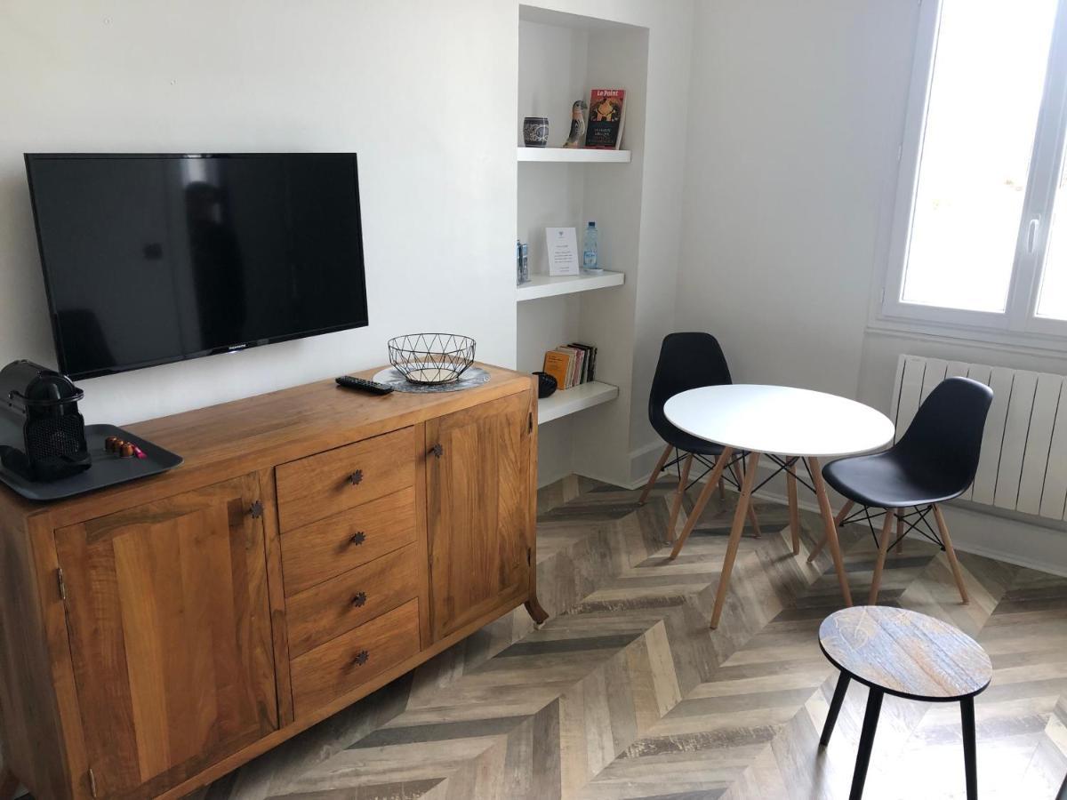 Superbe Appartement Independant En Centre Ville วิชี ภายนอก รูปภาพ